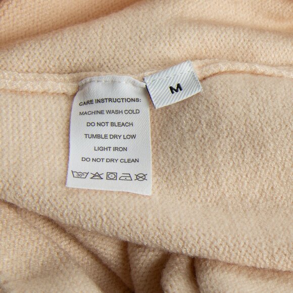 Turtleneck Sweater with Black Heart Cream M - Picture 7 of 7